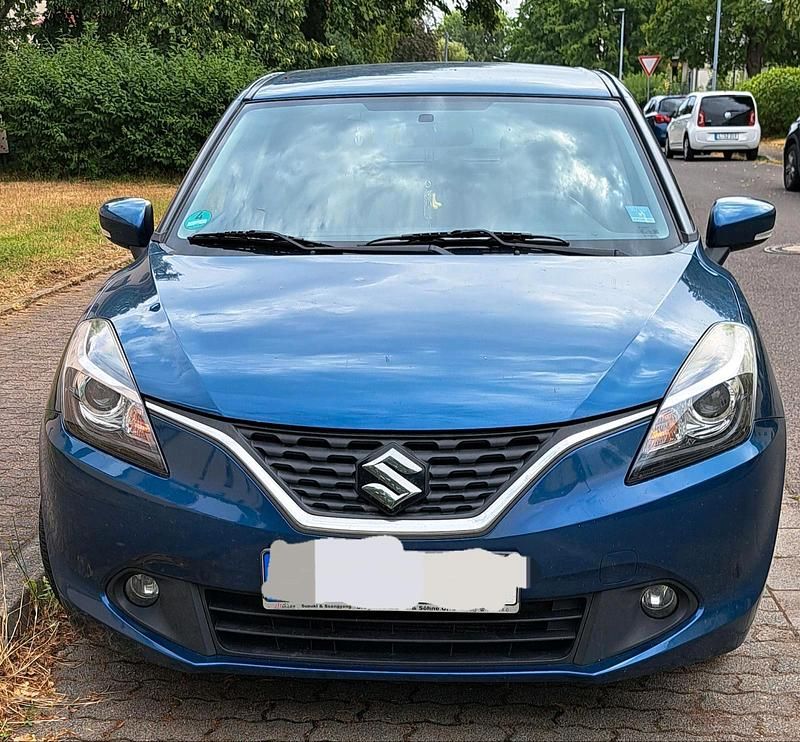 Blau Gebraucht 2017 Suzuki Baleno Limousine | 5.350 € - Bild 1/4