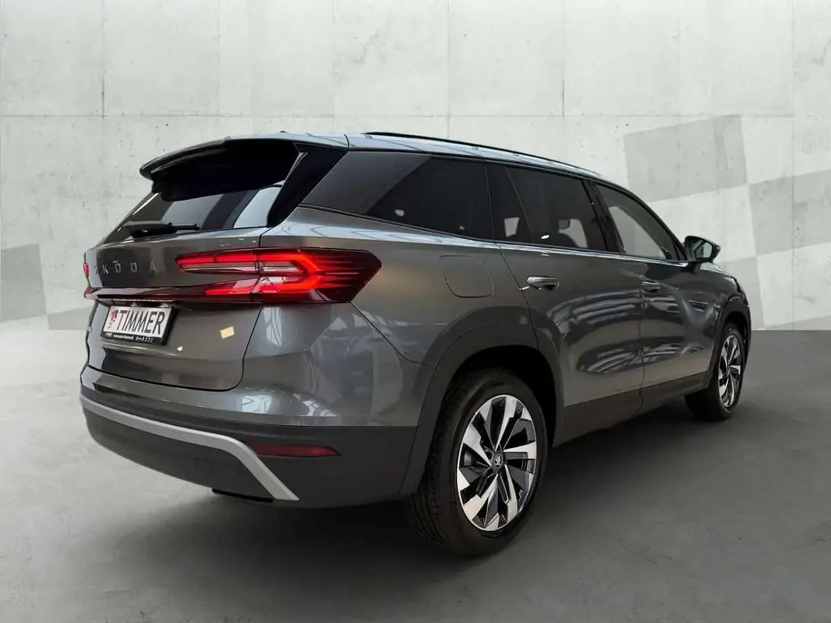 Neu Skoda Kodiaq Comfort 150 PS (110 kW) 2026 Graphitegrau metallic SUV