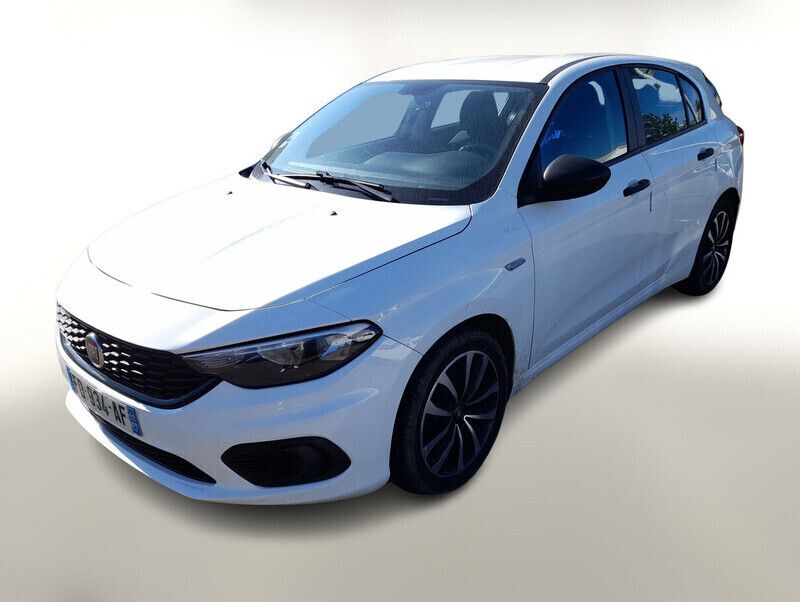 Weiss Gebraucht 2019 Fiat Tipo Pop Limousine | 11.388 € (Fairer Preis) - Bild 1/4