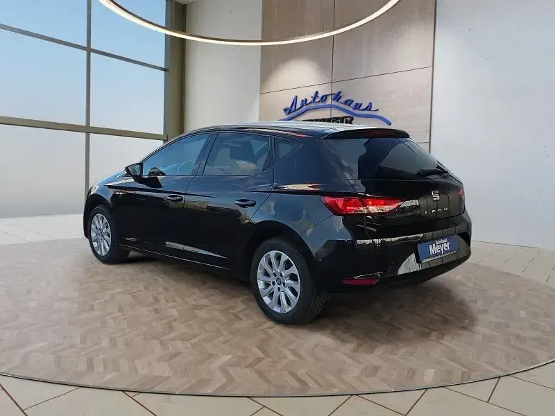 Usata Seat Leon 105 CV (77 kW) 2014 Nero Berlina