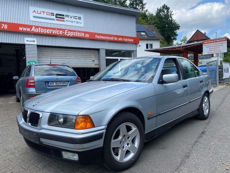 Silber metallic Gebraucht 1996 BMW 316 Limousine | 4.499 € (Teuer) - Bild 1/4