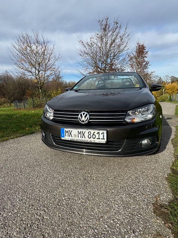 Braun Gebraucht 2011 VW Eos Cabrio | 6.300 € (Fairer Preis) - Bild 1/4
