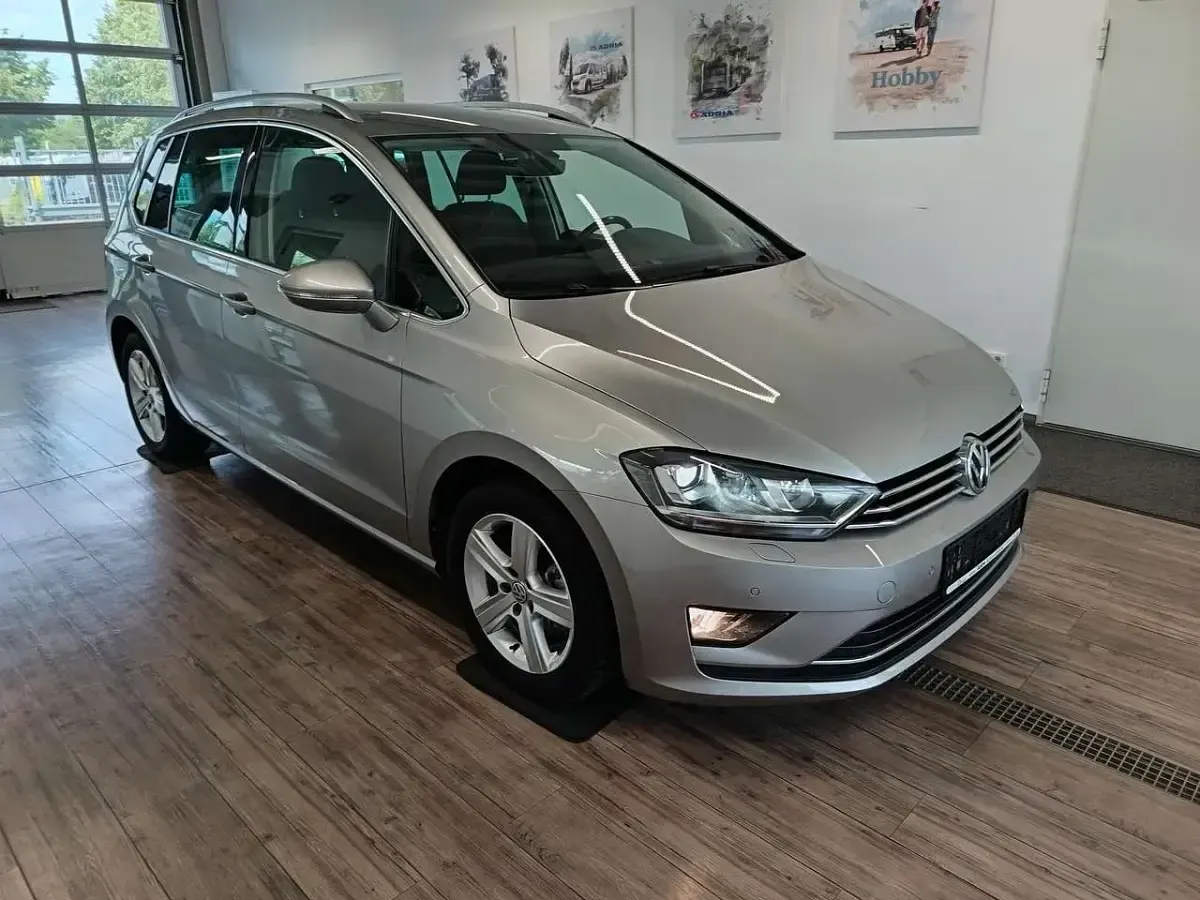 Gebraucht VW Golf Sportsvan 150 PS (110 kW) 2016 Tungstensilber metallic Van / Kleinbus