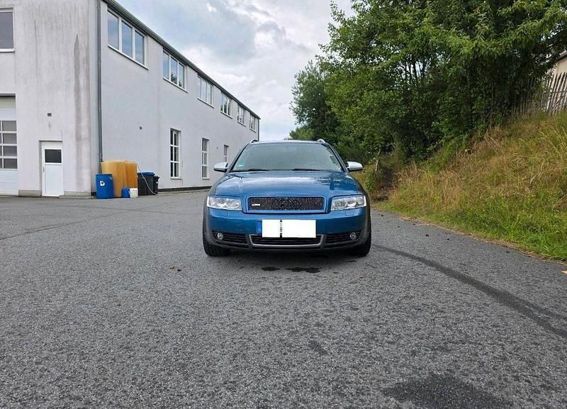 Blau Gebraucht 2002 Audi A4 S-Line Kombi | 2.499 € (Guter Preis) - Bild 1/4