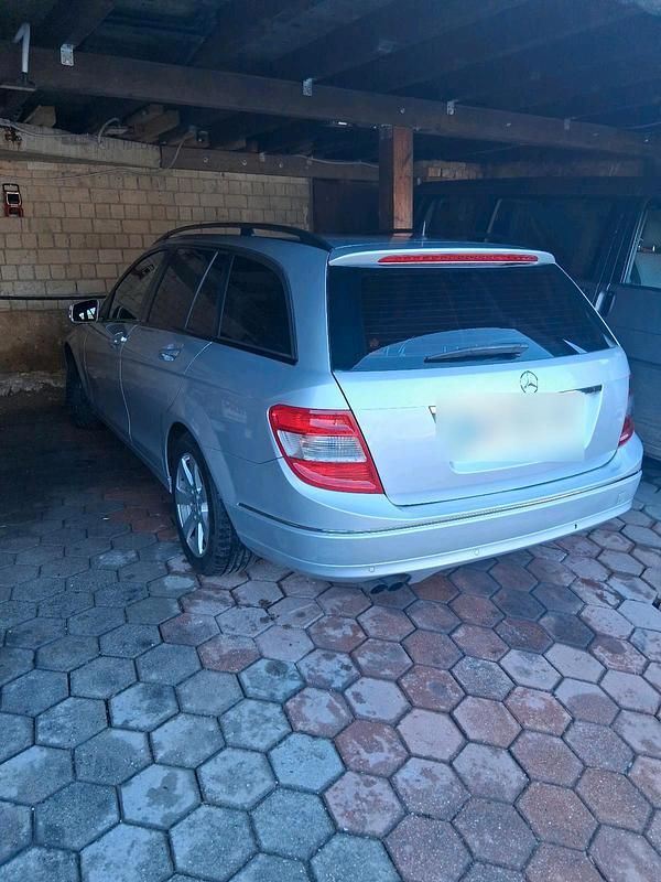 Gebraucht Mercedes C200 136 PS (100 kW) 2011 Silber Kombi
