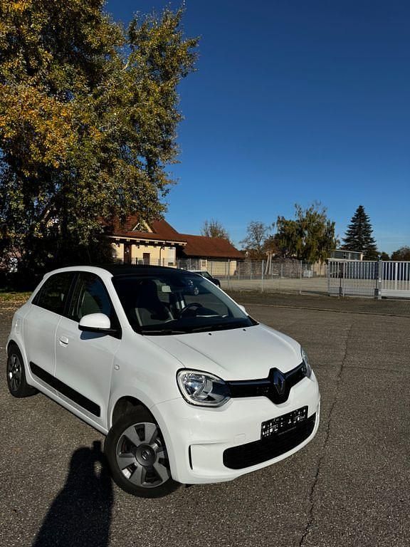 Weiß Gebraucht 2024 Renault Twingo Urban Night Kleinwagen | 9.999 € (Superpreis) - Bild 1/4