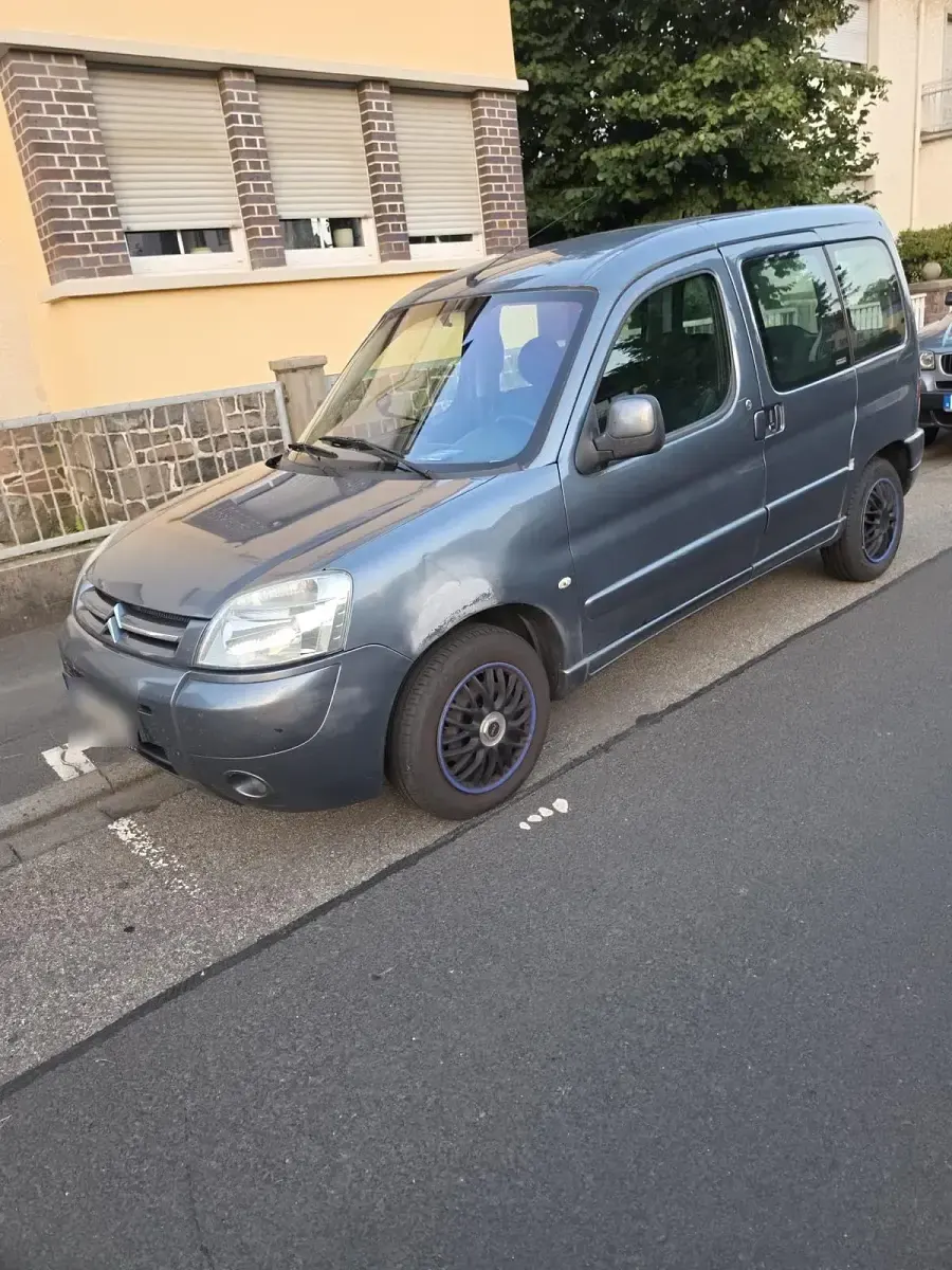 Gebraucht Citroën Berlingo 90 PS (66 kW) 2006 Blau Van / Kleinbus