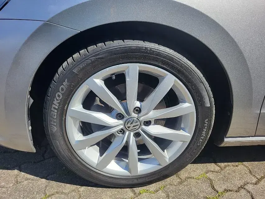 Gebraucht VW Golf Sportsvan Highline 2017 Tungstensilber metallic Van / Kleinbus