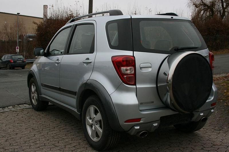 Gebraucht Daihatsu Terios 105 PS (77 kW) 2006 Silber SUV