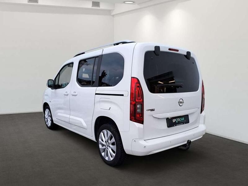 Gebraucht Opel Combo Life Ultimate 131 PS (96 kW) 2020 Jade weiß Van / Kleinbus