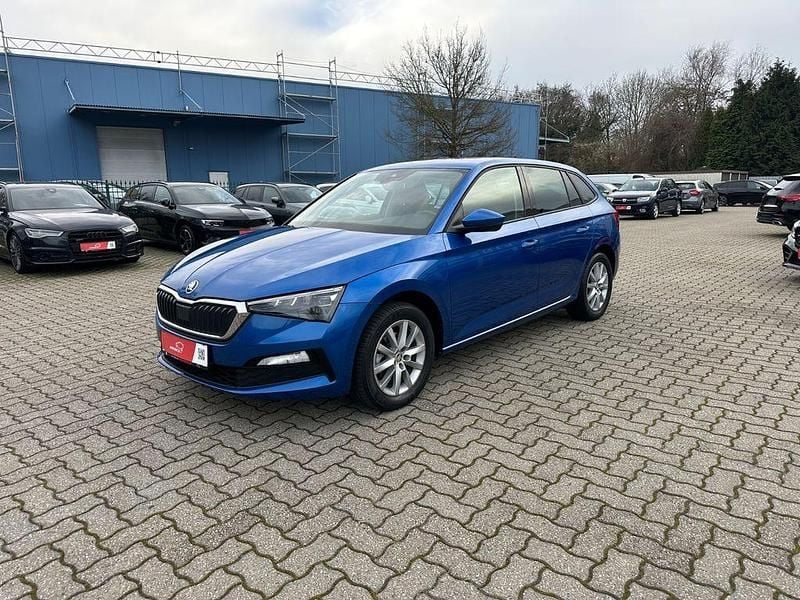 Blau Gebraucht 2019 Skoda Scala Ambition Kleinwagen | 14.990 € (Guter Preis) - Bild 1/4