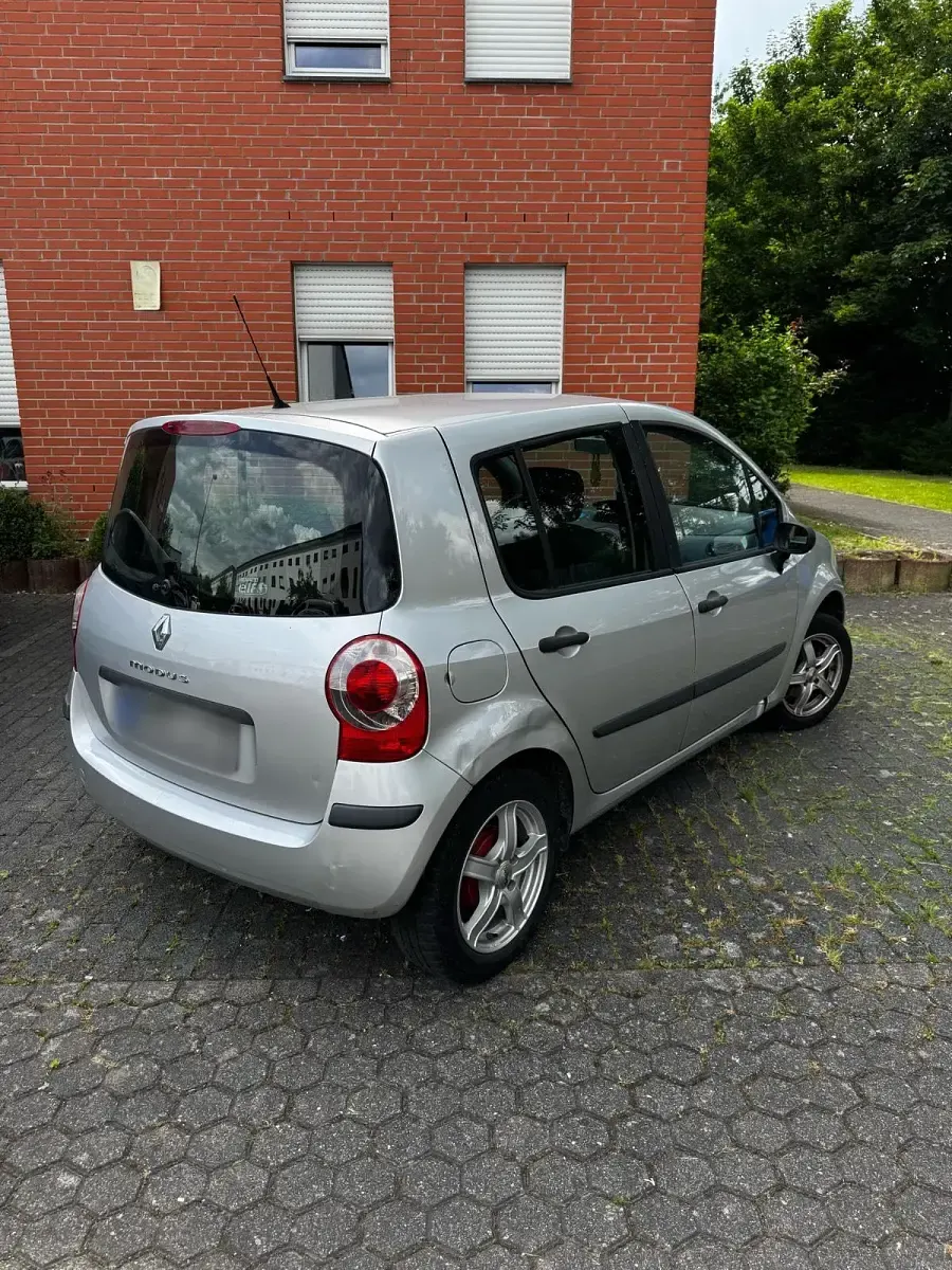 Gebraucht Renault Modus 75 PS (55 kW) 2007 Silber Van / Kleinbus
