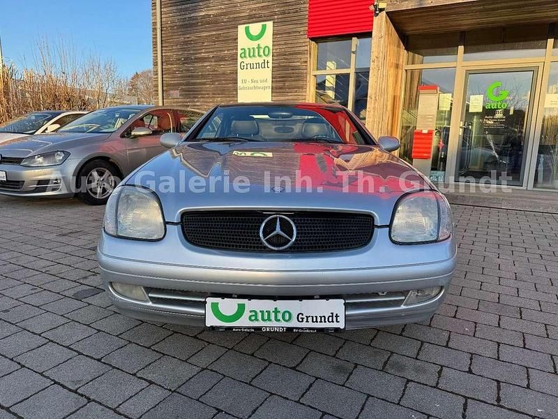 Gebraucht Mercedes SLK200 136 PS (100 kW) 1997 Silber Cabrio