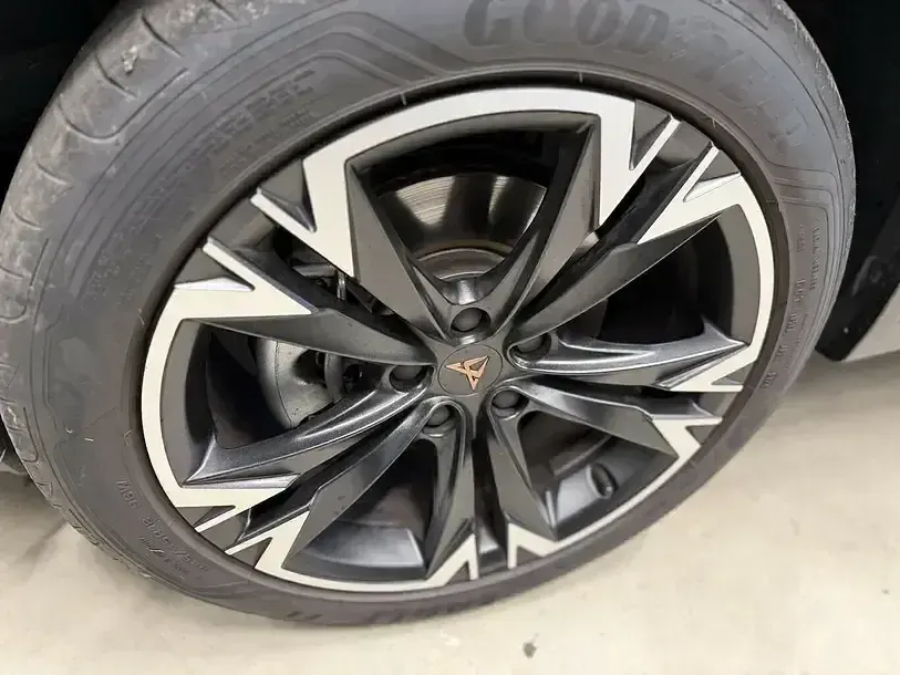 Gebraucht Cupra Formentor 150 PS (110 kW) 2025 Schwarz SUV