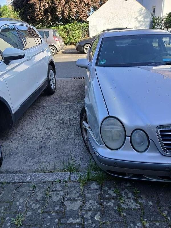 Gebraucht Mercedes CLK200 Elegance 136 PS (100 kW) 1999 Coupé