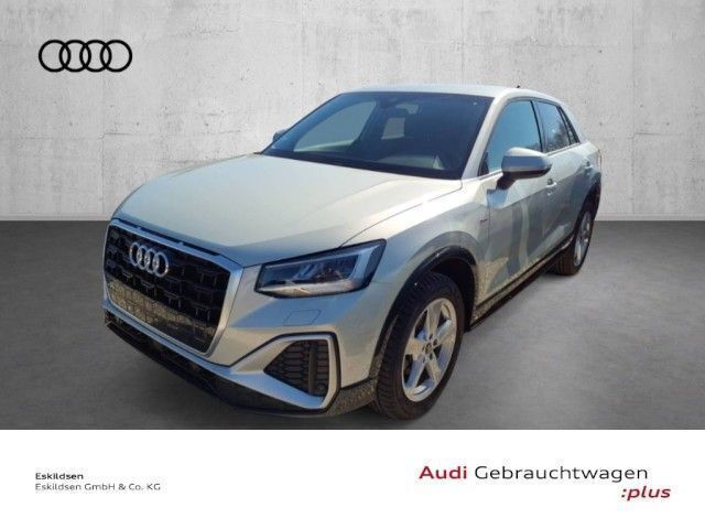 Tausilber metallic Gebraucht 2024 Audi Q2 S-Line SUV | 27.930 € (Fairer Preis) - Bild 1/1