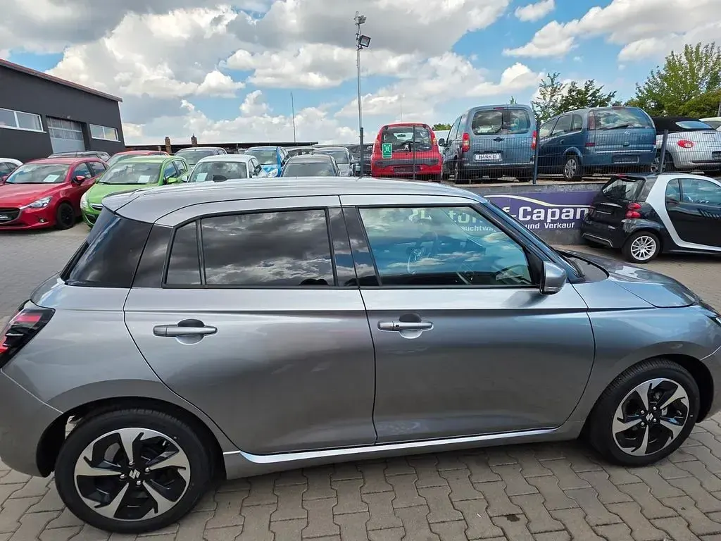 Neu Suzuki Swift 83 PS (61 kW) 2025 Grau Kleinwagen