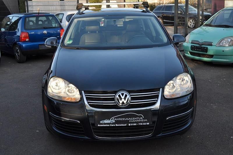 Gebraucht VW Jetta 170 PS (125 kW) 2009 Blau Limousine