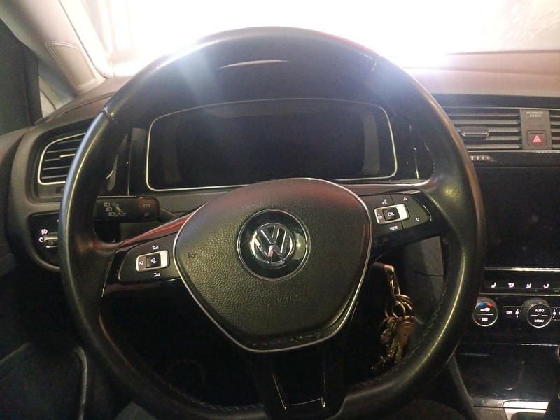 Gebraucht VW Golf VII Highline 150 PS (110 kW) 2020 Grau Limousine