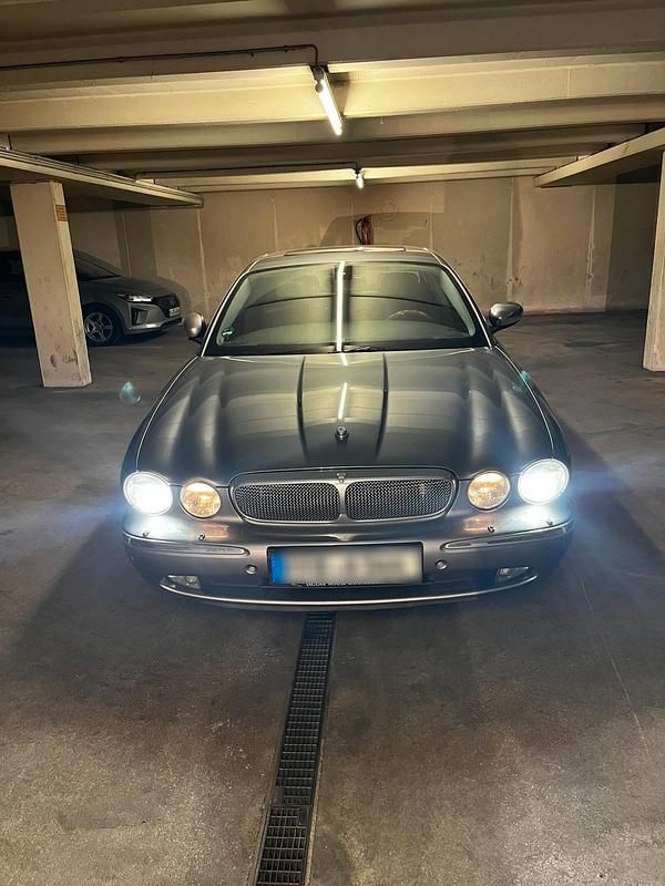 Gebraucht Jaguar XJ 207 PS (152 kW) 2007 Grau Limousine