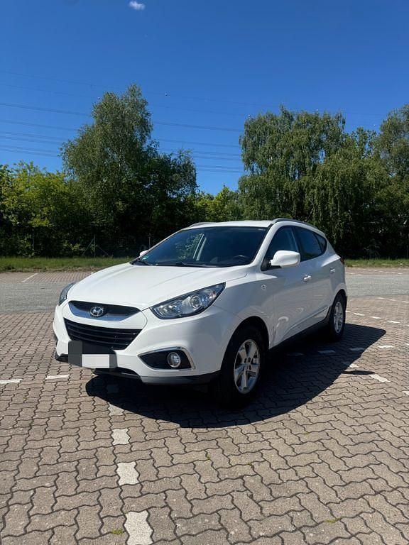 Gebraucht Hyundai ix35 Edition 135 PS (99 kW) 2013 Weiß SUV