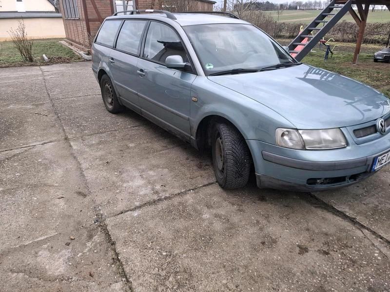 Gebraucht VW Passat 150 PS (110 kW) 1998 Beige Kombi