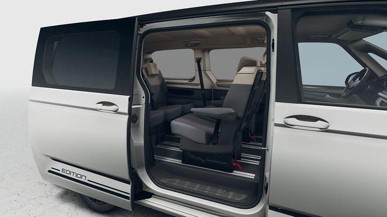 Neu VW Multivan Edition 150 PS (110 kW) 2025 Pure white / dach schwarz Van / Kleinbus