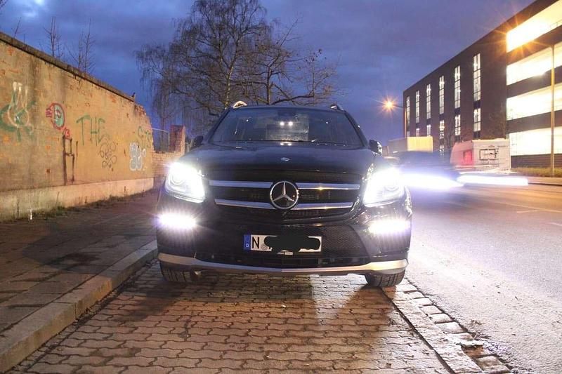 Gebraucht Mercedes GL63 AMG AMG 557 PS (409 kW) 2014 Schwarz SUV