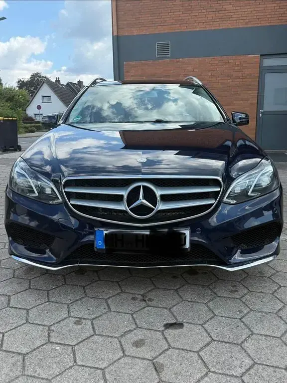 Gebraucht Mercedes E300 Sport 231 PS (169 kW) 2015 Blau Kombi