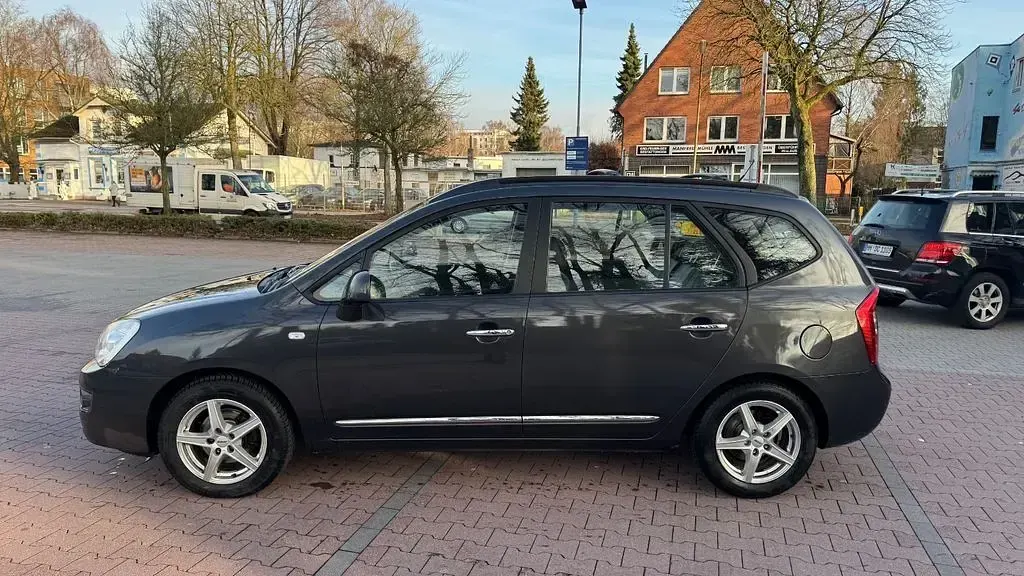 Gebraucht Kia Carens EX 144 PS (105 kW) 2007 Grau Van / Kleinbus