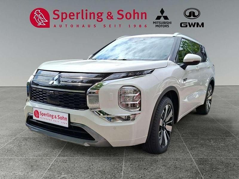 Anden weiss Neu 2025 Mitsubishi Outlander P-HEV Basis SUV | 43.990 € - Bild 1/4