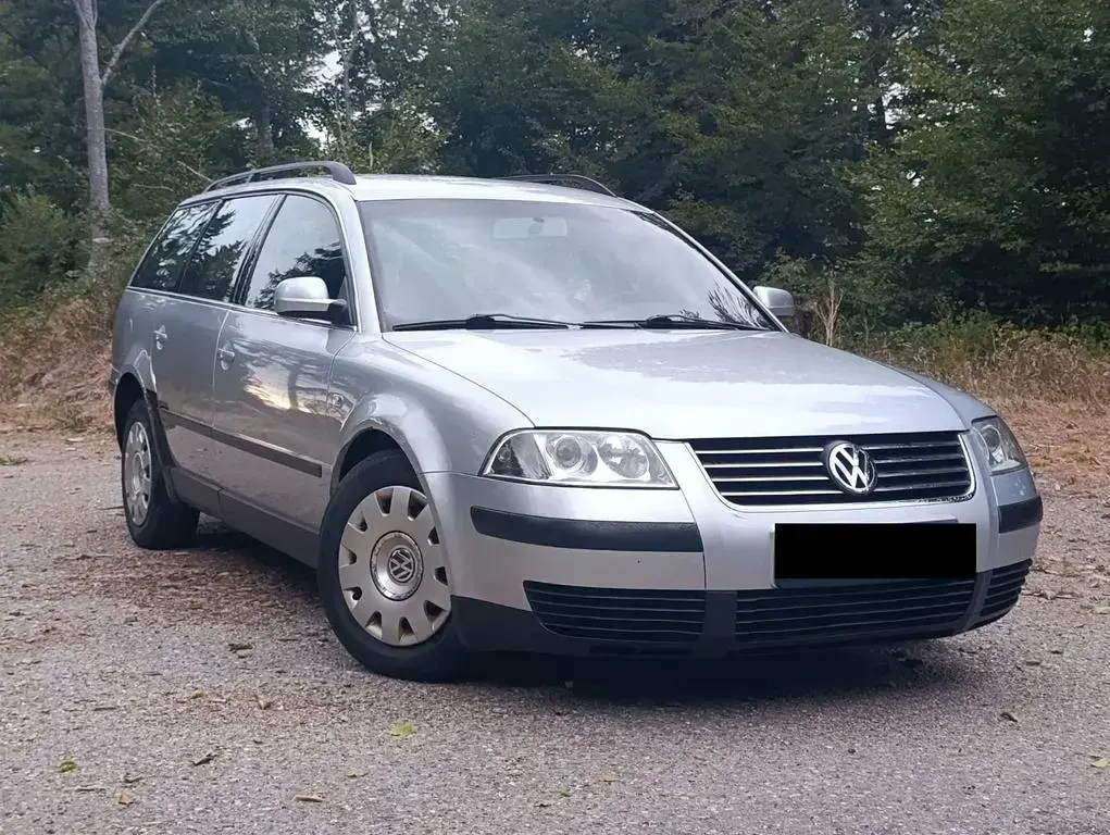 Gebraucht VW Passat Highline 131 PS (96 kW) 2001 Silber Limousine