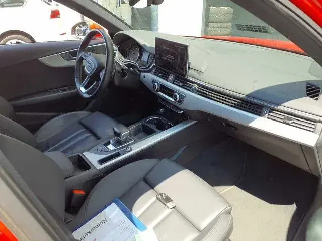Gebraucht Audi A4 S-Line 190 PS (139 kW) 2021 Tangorot metallic Kombi