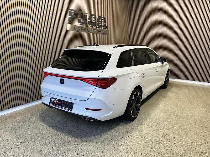 Gebraucht Cupra Leon 204 PS (150 kW) 2022 "candy" weiss Limousine