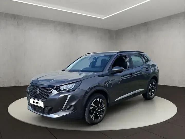 Blau/typ aussenverkleidung met Gebraucht 2020 Peugeot 2008 GT SUV | 19.980 € (Fairer Preis) - Bild 1/3
