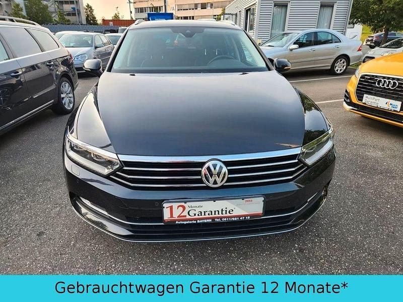 Schwarz Gebraucht 2016 VW Passat Highline Limousine | 13.270 € (Fairer Preis) - Bild 1/4