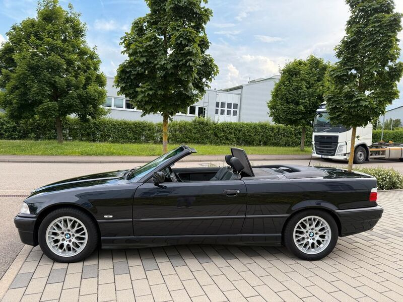 Gebraucht BMW 320 Cabriolet Performance 150 PS (110 kW) 1998 Schwarz Cabrio
