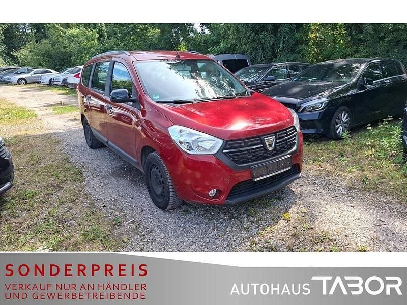 Gebraucht Dacia Lodgy Comfort 102 PS (75 kW) 2019 Fusionrot Van / Kleinbus