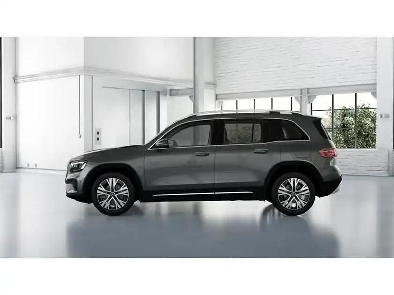 Gebraucht Mercedes GLB180 116 PS (85 kW) 2025 Grau metalliclack mountaingrau SUV