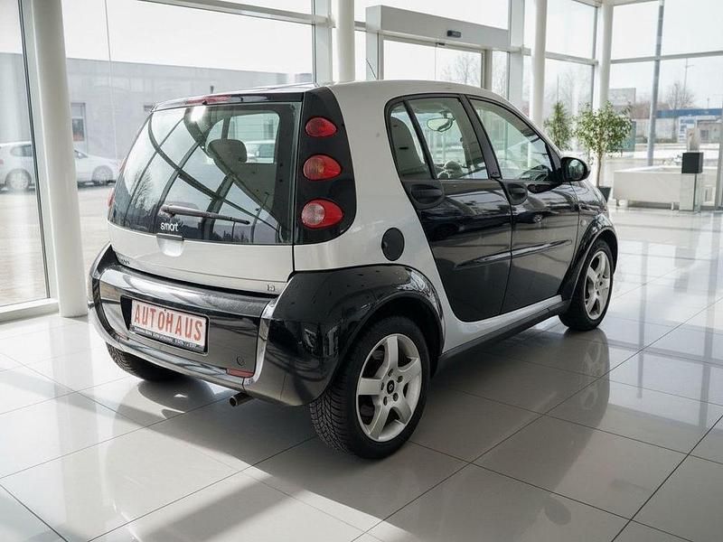 Second-hand Smart ForFour 95 CP (69 kW) 2004 Negru Hatchback