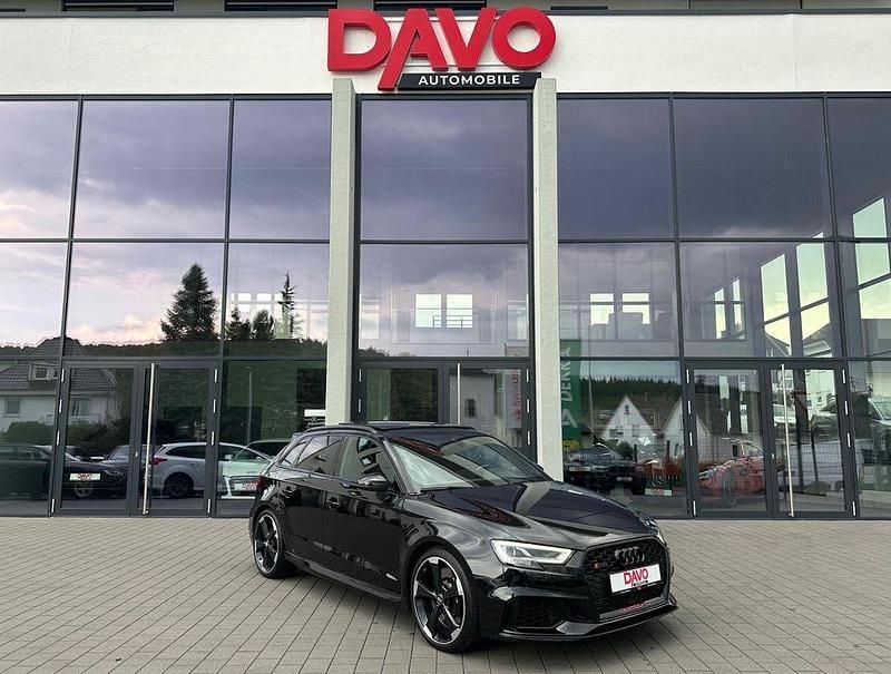 Schwarz Gebraucht 2020 Audi RS3 Sportback Sport Kleinwagen | 39.991 € (Guter Preis) - Bild 1/4