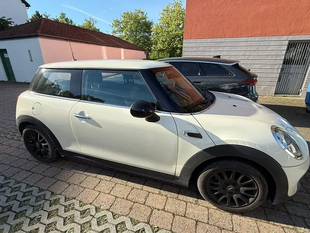 Gebraucht Mini Metropolitan 116 PS (85 kW) 2016 Weiß Kleinwagen