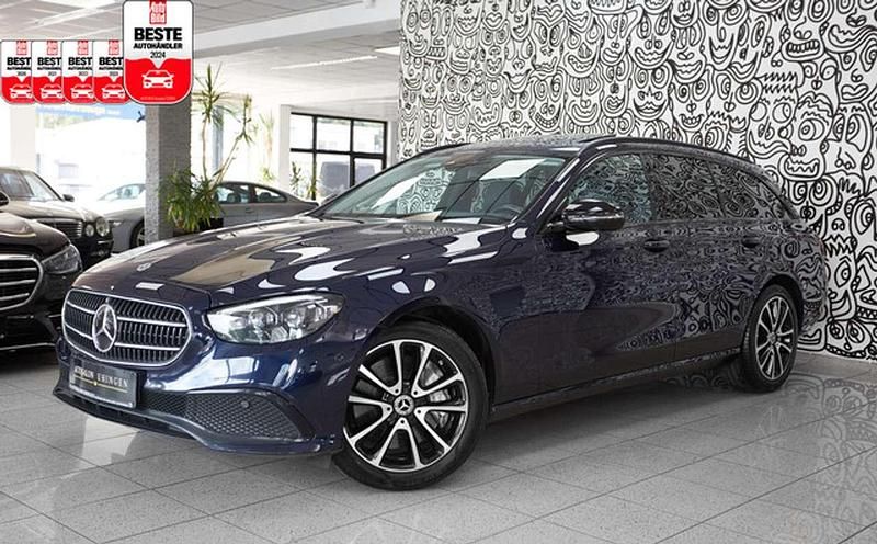 Cavansitblau metallic Gebraucht 2021 Mercedes E450 Kombi | 34.800 € (Teuer) - Bild 1/3