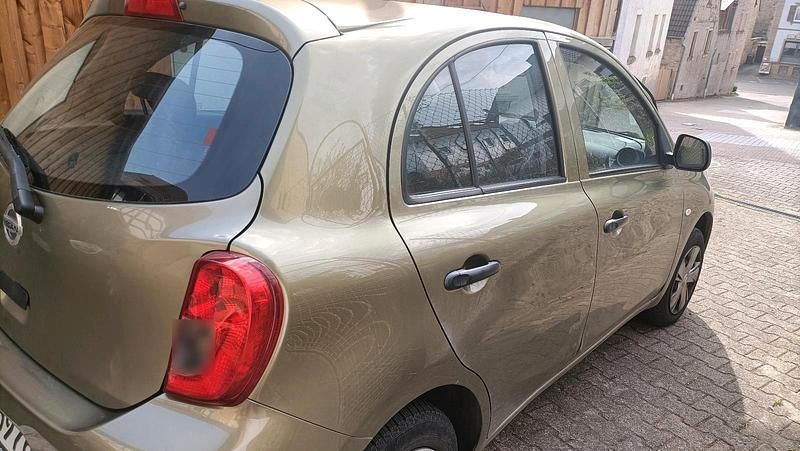 Gebraucht Nissan Micra 90 PS (66 kW) 2016 Grün Kleinwagen