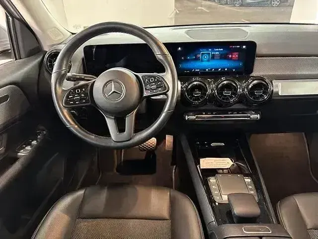 Gebraucht Mercedes GLB180 116 PS (85 kW) 2021 Silber SUV