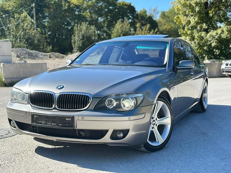 Grau Gebraucht 2006 BMW 750L Limousine | 5.990 € - Bild 1/4