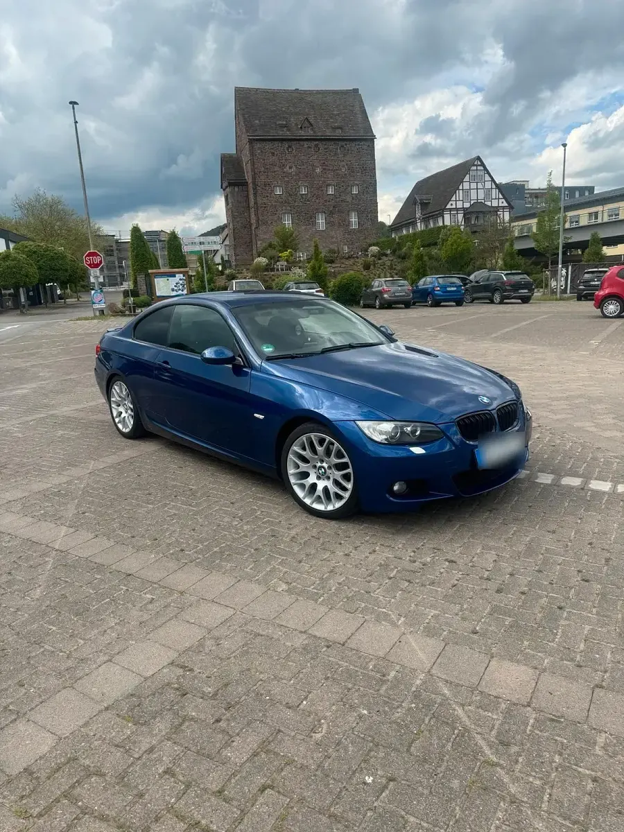 Używany BMW 320 170 KM (125 kW) 2008 Niebieski Coupe