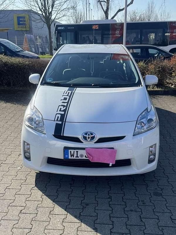 Gebraucht Toyota Prius Executive 99 PS (72 kW) 2011 Limousine
