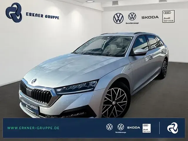 Gebraucht Skoda Octavia Clever 150 PS (110 kW) 2022 Kombi