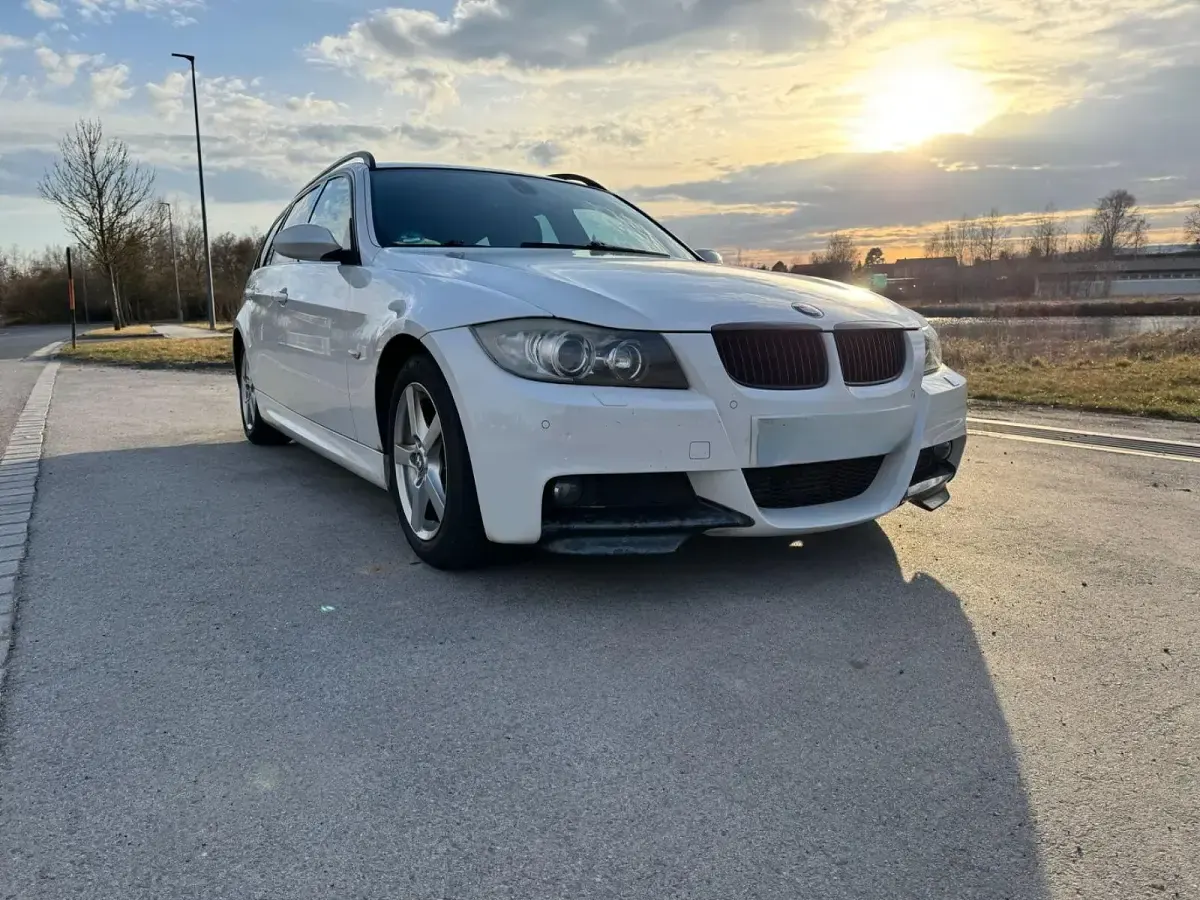 Gebraucht BMW 320 M Sport 177 PS (130 kW) 2008 Weiß Kombi